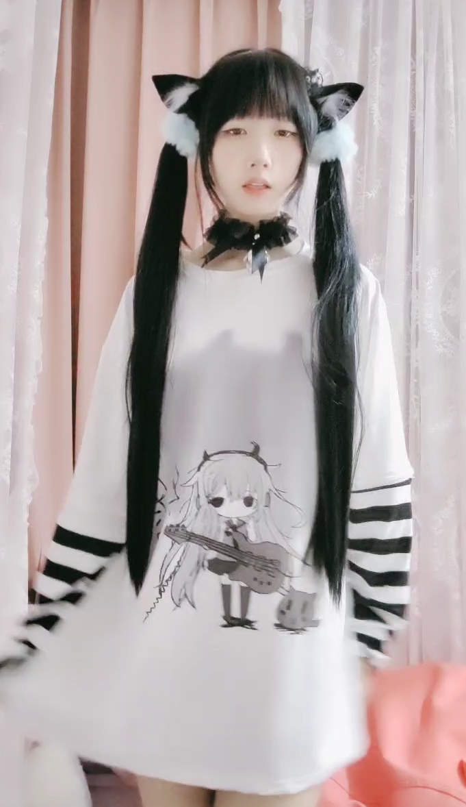 双马尾美少女，跳舞zw