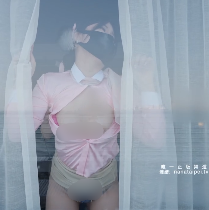 极品御姐-娜娜-糖心新 和空姐娜娜的甜蜜制服游戏（1V,839M）