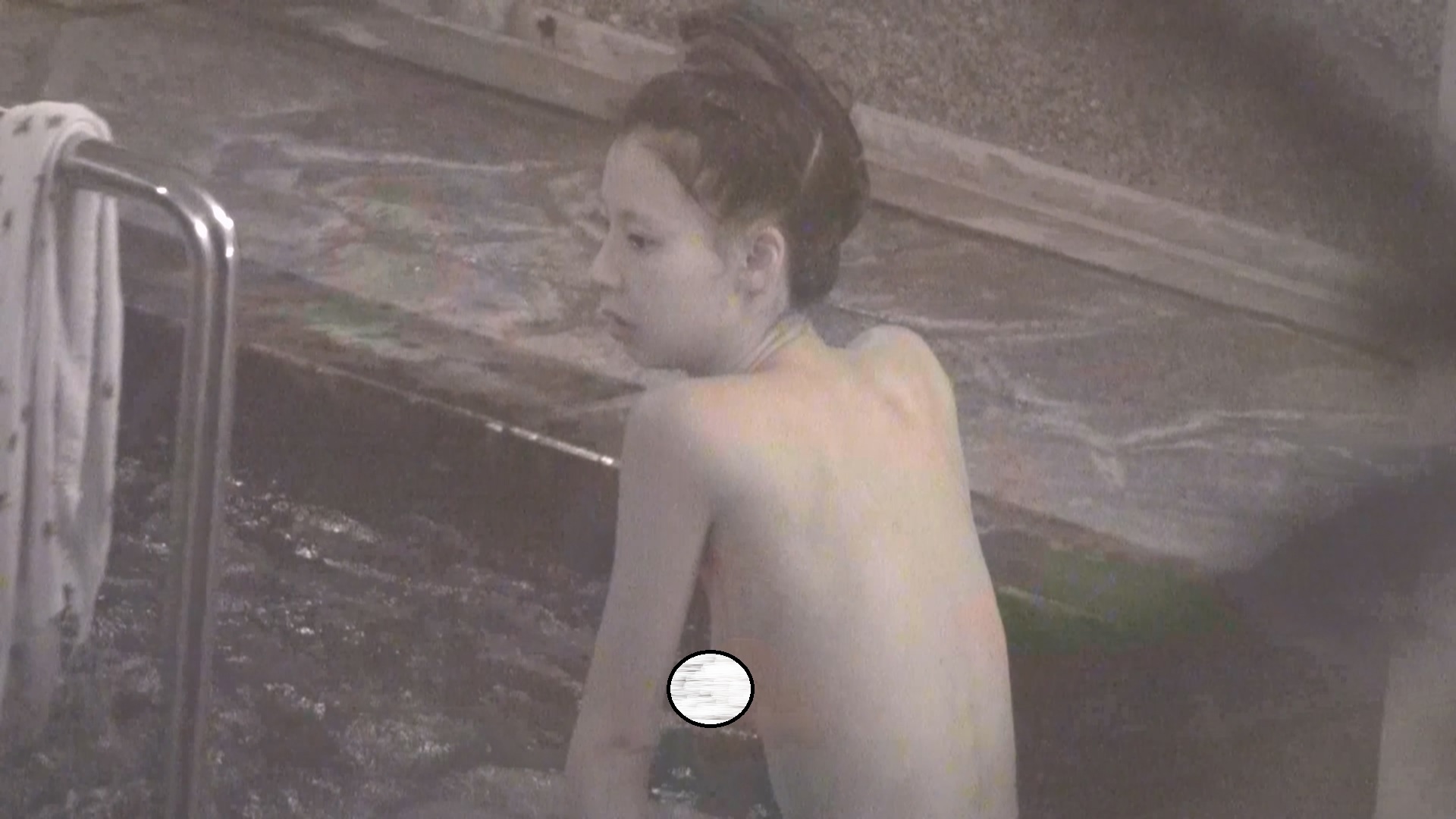 日本美女泡温泉-5【1.8G】