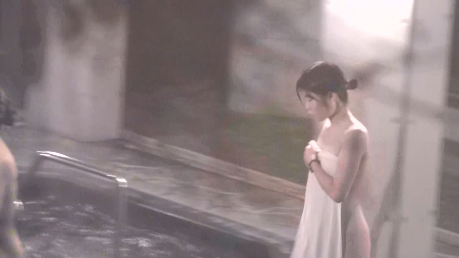 日本美女泡温泉-7【1.72G】