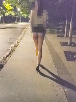 推特大神Slutdiary1骚母狗调教日记全纪录 阴环拉珠户外调教喝尿肛交3P等...能玩的都玩了  21V  41P【11G百度网盘】