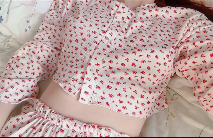 极品嫩妹-KawaiiSister-5.5新 醒来后的性欲潮喷（1V,290M）