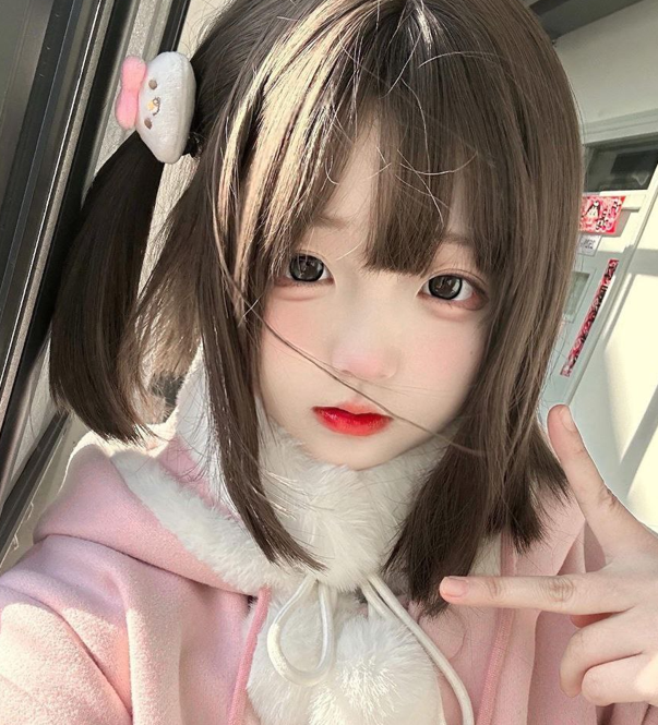 二次元萝莉反差爆棚丰乳肥臀遭男友暴力打桩 海南学生妹【林昕艺】性爱视频流出！