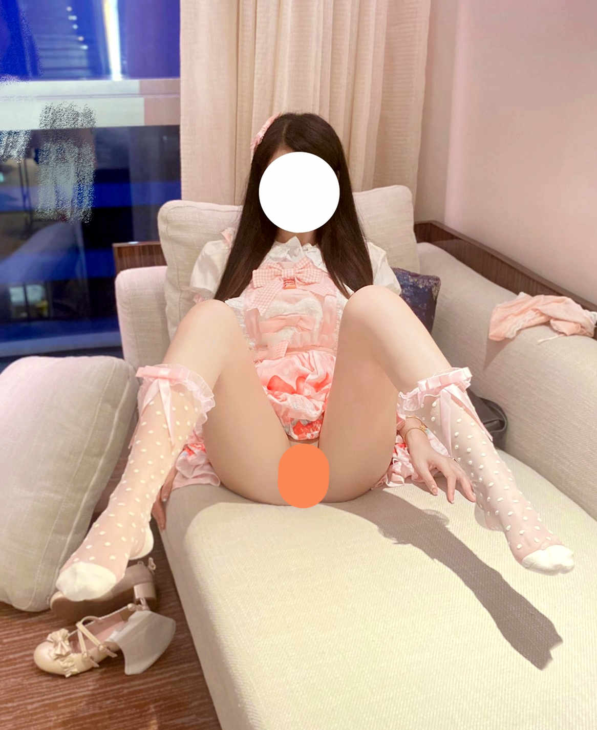 【新】失泽妮可酱 – 新2更 [298门槛] 9分钟 双马尾白虎萝莉 订阅福利【40P+2V】【666MB百度云】