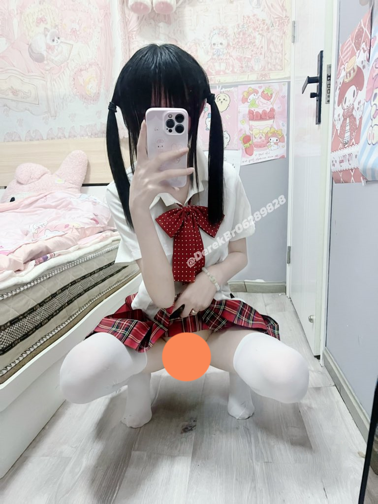【新】小妮酱 – [门槛福利] 15分钟 双马尾贫乳萝莉私拍订阅【8P+8V】【751MB百度云】