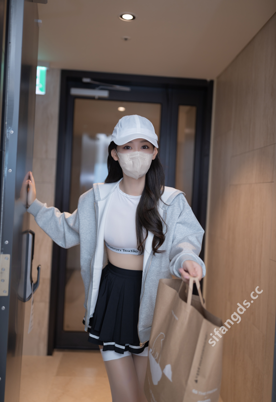 秀人网 唐安琪 送餐员 被客人打屁股 拔下内内 【95P2V2.2G】