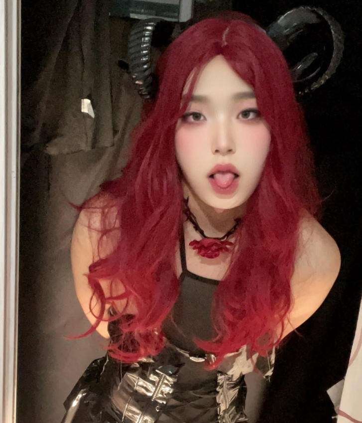 另类-推特极品肉感男娘 sissy小瑜-umate付费视图（85P,7V,1.21G）