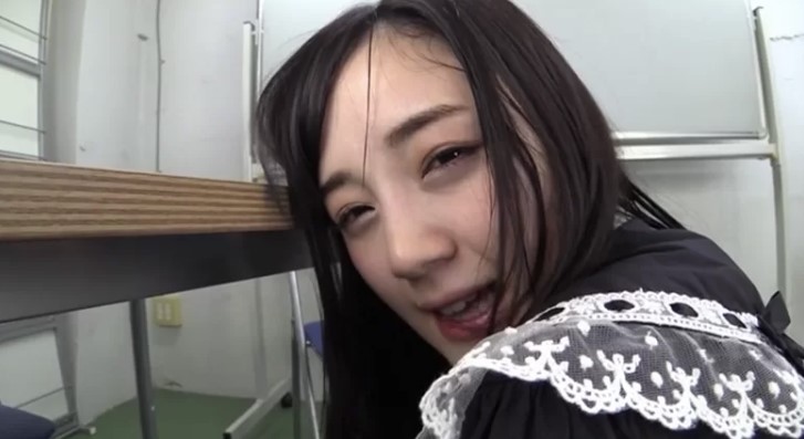 神似迪丽热巴的丝袜教师片