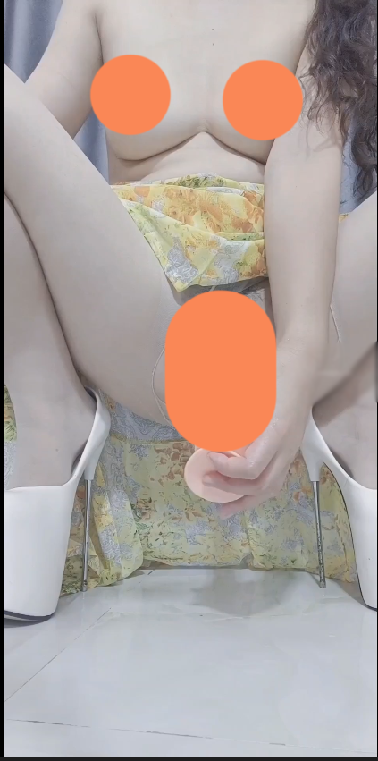 【新】快手抖音带走蓝仙儿卷卷-嫩妹自慰揉酥胸【10V】【322MB百度云】