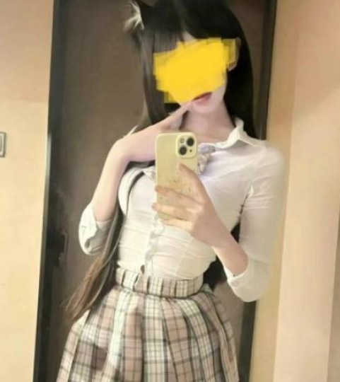 【05月新品】31万粉淫乱大神【奶子即正义】钻石贴，内射穿JK的妹妹，想要出门约会，被我按在马桶上强上内射灌满