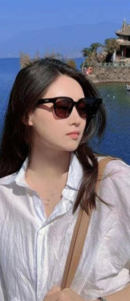 《百度云泄密》公司高层下药迷晕刚刚结婚的美女下属各种姿势爆操(30V) 1350M