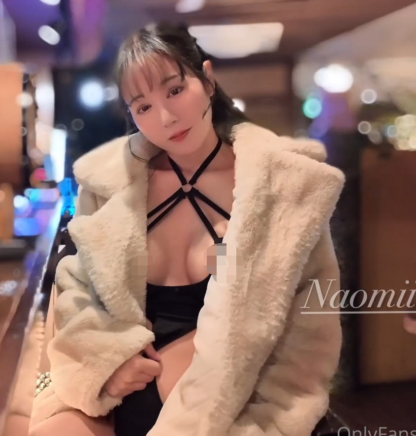 超人气樱花妹-naomiiichannel-of原版 1月视图（44P,5V,1G）