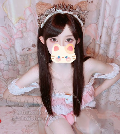 宅小咪 -  顶级白虎萝莉 [31PnV-0.99G]
