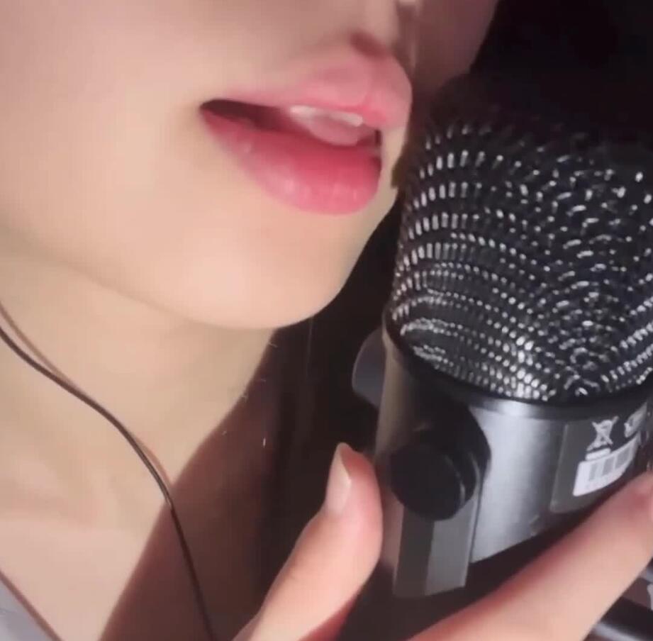 小泡小泡 爱发电 ASMR福利 亲吻+口腔音