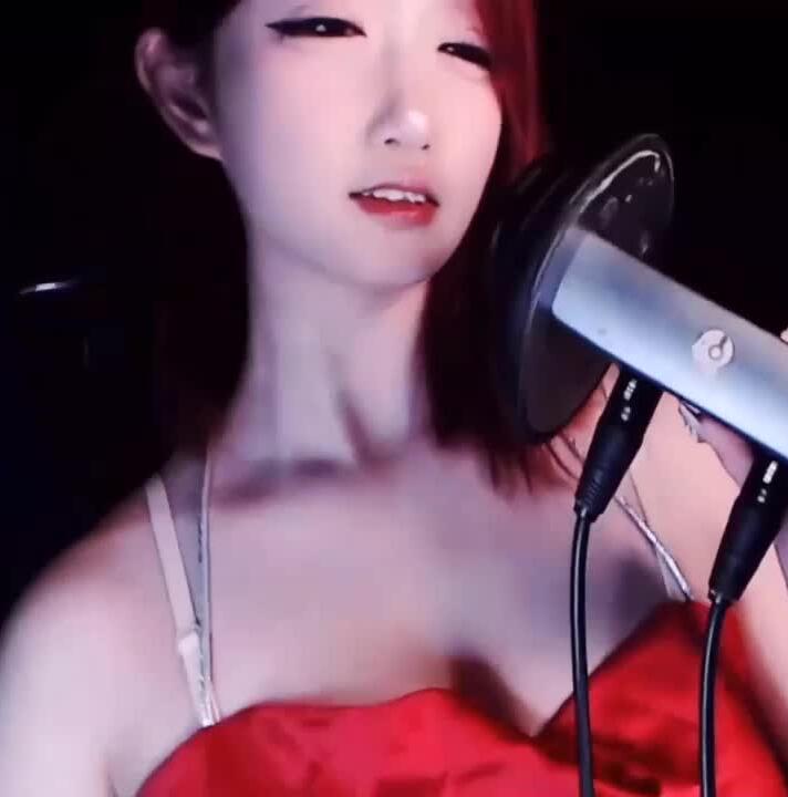 幺幺阿狸 ASMR 火红的热情