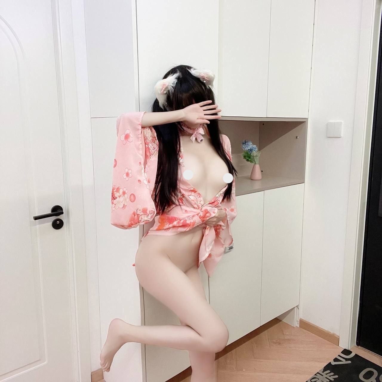 兔兔expect0t – 新4更 [300门槛] 56分钟 双马尾白虎萝莉会员直播订阅 [69P1V-2.72G]