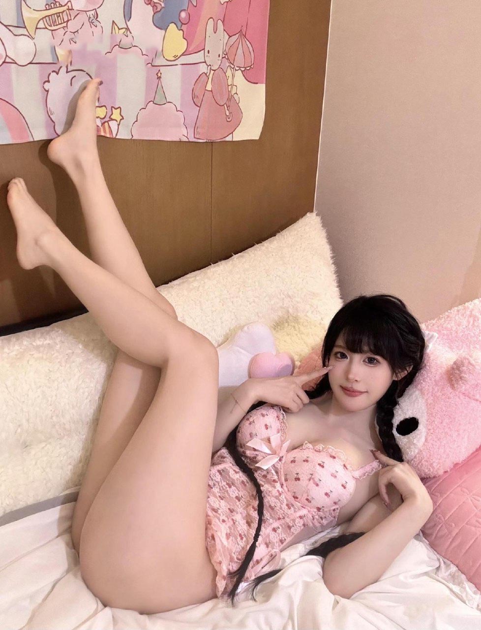 【新】抖音超蓝布罗莉-秘语空间合集最新已更至7月22日【NP+NV】【676MB百度云】