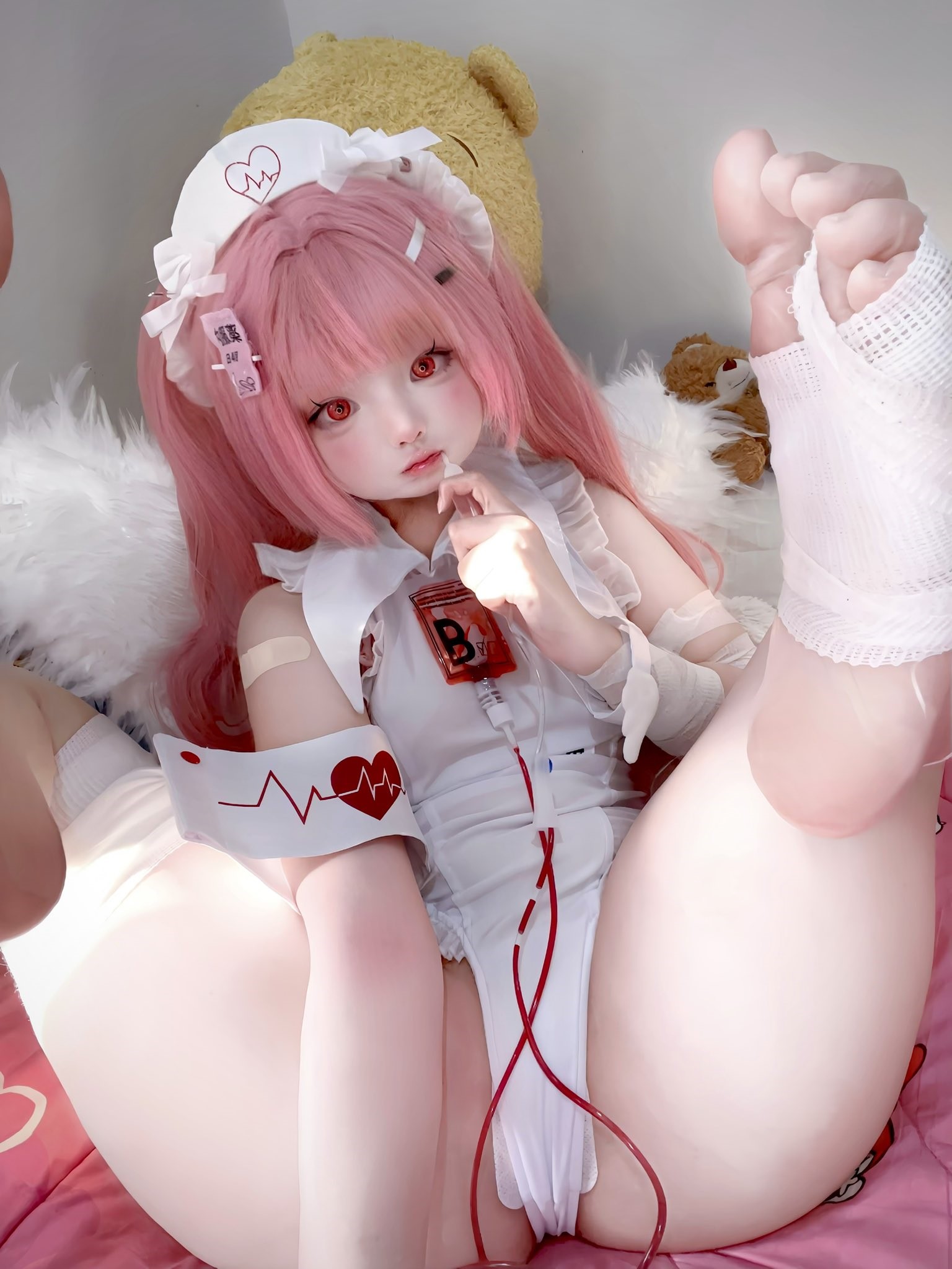 Cocacla2002 – 新作 27分钟 Cos 猫耳刹那回复术士 [34P3V-2.03G]