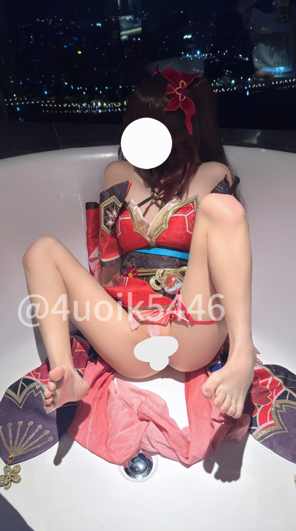 人形小狗1363956k – [稀缺] 19分钟 顶级白虎萝莉门槛订阅 [69P18V-1.30G]