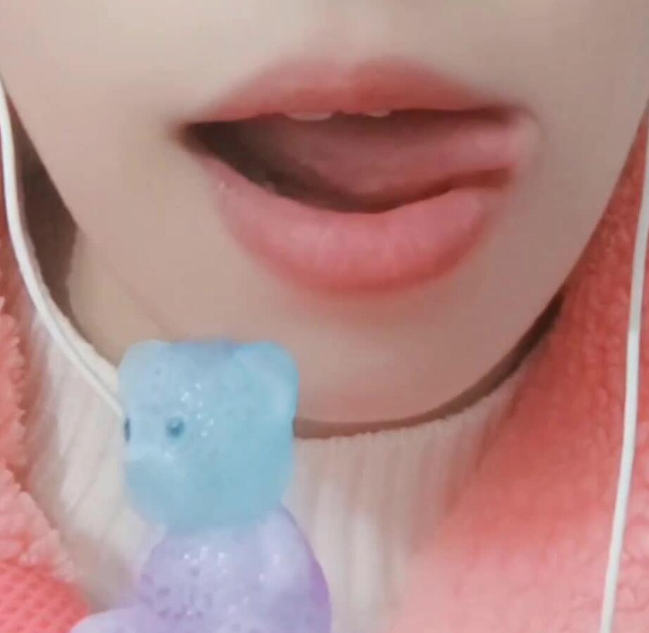 菜菜cyl不好吃 吃糖