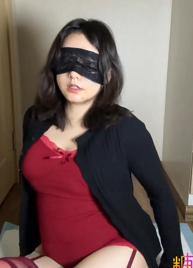 极品肉感嫩妹-桔梗-新 红色情趣（1V,85M）