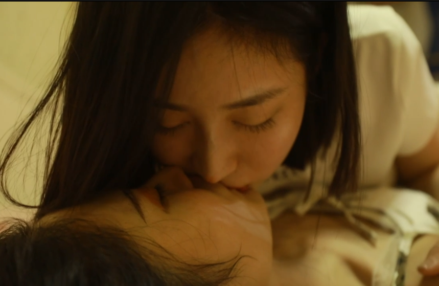 年年 微密圈 福利姬 双人女百合甜蜜拉丝体验  1V225M百度盘