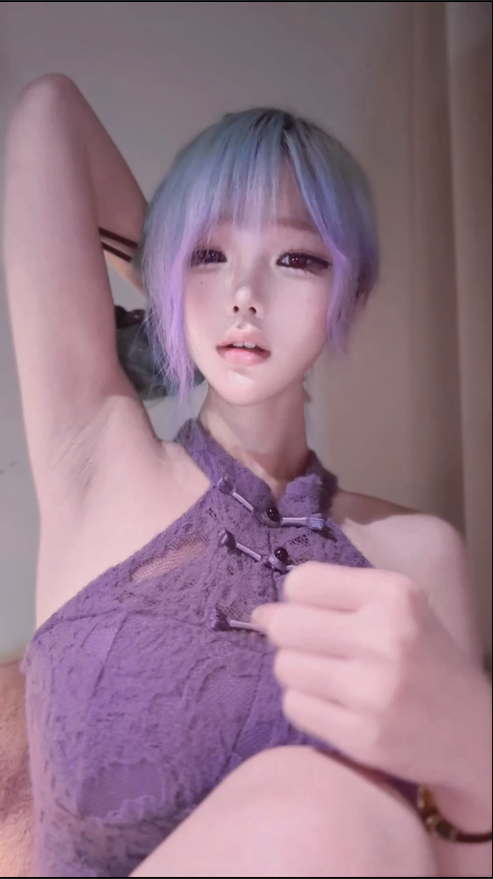 【新】芃芃大人-旗袍腋下撸管手势白眼中指盯倒计时腋下专场【1V】【114MB百度云】