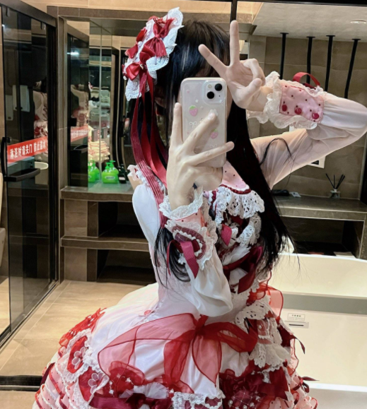 顶级萝莉嫩妹-重生之我在X卖屁眼-付费长视频新  大幻龙（1V,703M）