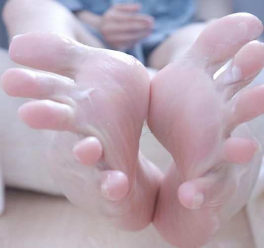 胡亥亥超美玉足合集1v1400mb