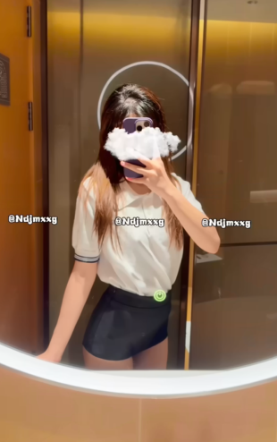 『芝士兔』说好下课后一起吃饭的 可是吃完后还是把我吃光了