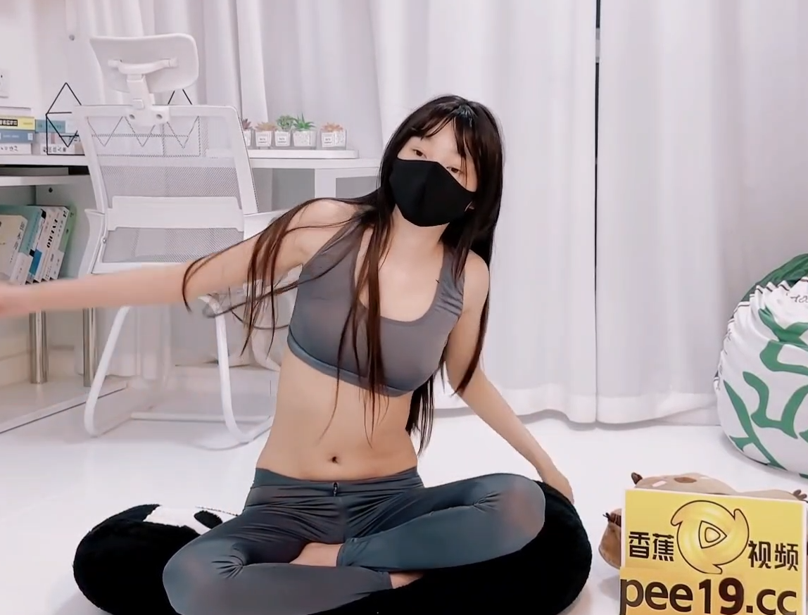 香蕉秀 XJX-511- 诱发弟弟的欲望在乱伦中高潮！（1V,1.05G）