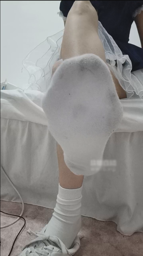 玩物直播杪杪-250927 atm压榨粗口【1V】【212MB百度云】