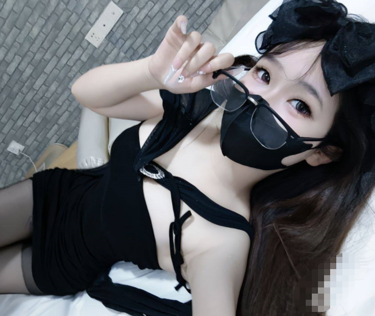 福利姬-琳宝-高价福利姬视图（22P,1V,1.31G）