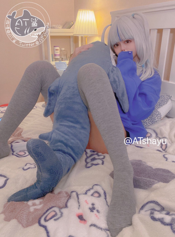 AT鲨：蓝色上衣+拉姆+邻家姐姐 100m