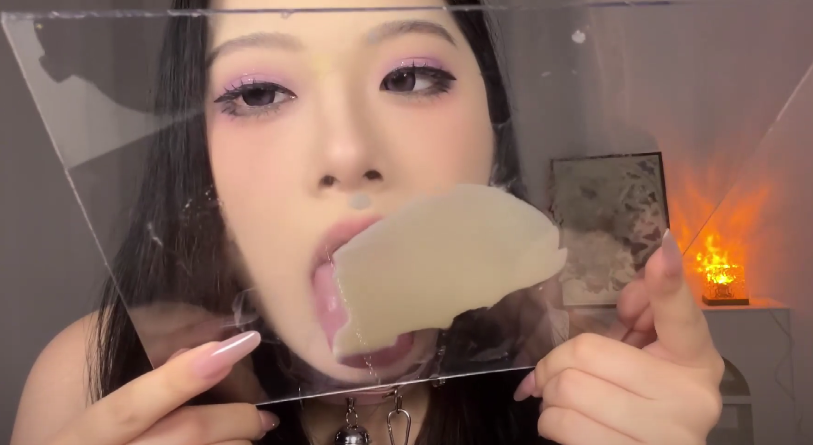 【过于抽象】 B站擦边博主： bob1啵啵 特殊XP系列合集 口水/咀嚼/羞辱 【15v-1.6G】