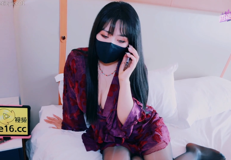 极品御姐-亦可姐姐-新 寂寞人妻诱惑外甥(1V,1.15G)