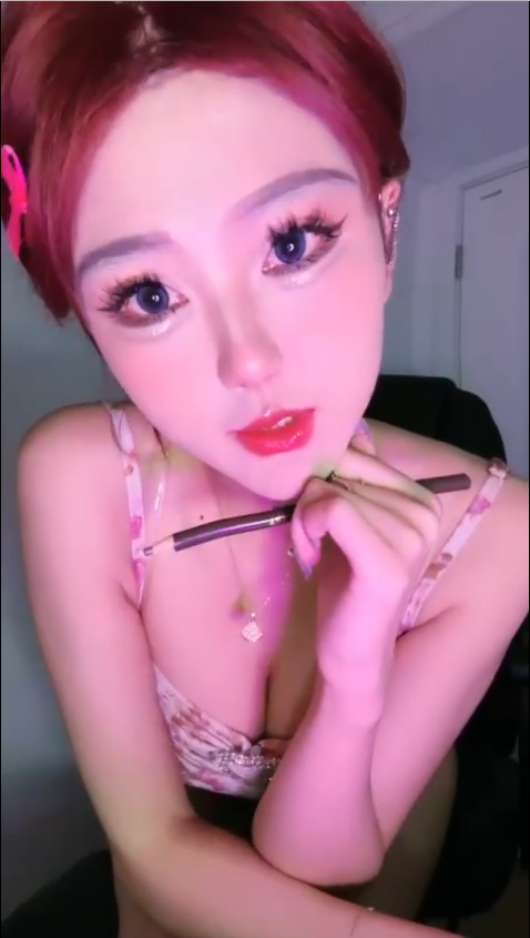 【司宁青】_第一视角_腋盯白袜香水红绿灯_腋盯白袜香水灯_1V290M百度盘