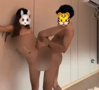 良心不痛小瑜酱可爱双马尾露脸福利私拍