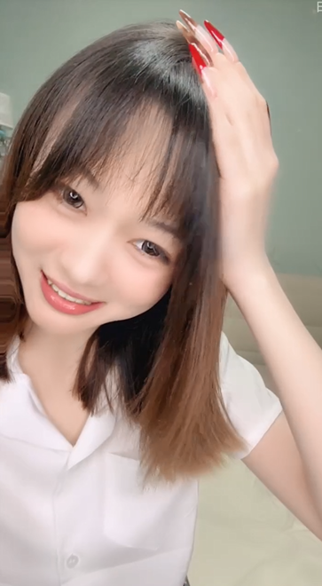 七彩主播【黑丝美少女】高颜值情侣露脸啪啪