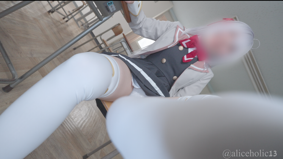 【新】aliceholic13 艾莉-足交【1V 1.63GB】