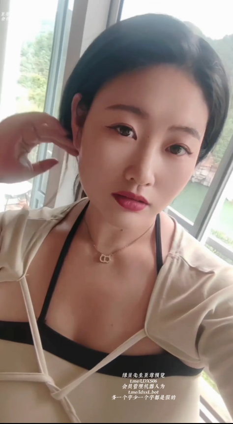 【新作】娍原创  11月28日更新原创素人博主 晨炮哦  【1V 626MB】