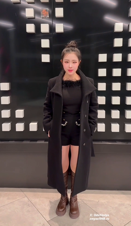 汐梦瑶 真好能在电影院看电锯人 【1V 1.76GB】