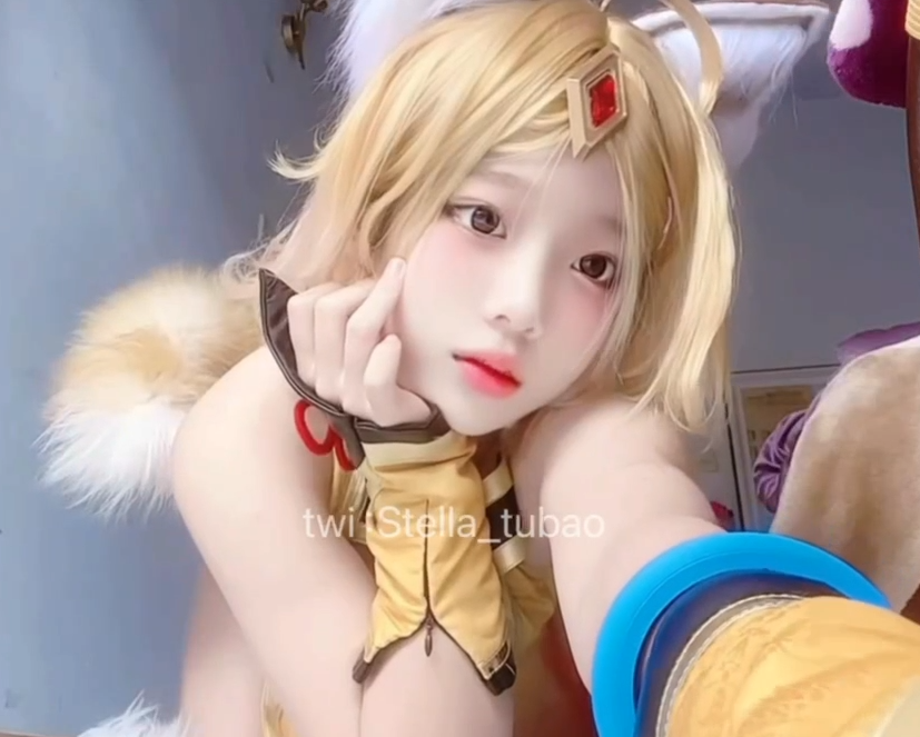 极品cos萝莉福利姬-兔宝大人-高价私定原水小合集（2V,189M）