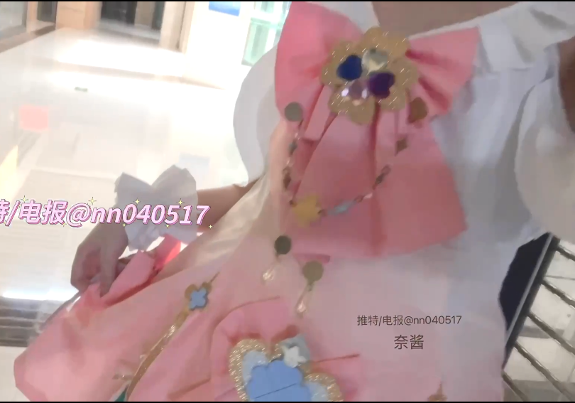 福利姬-小池理奈(奈酱,砂糖)-新 洛丽塔商场露出(2V,574M)