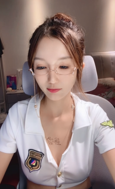 3605 舞姬【熙酱】最美舞姬裸嗨抖音热舞 全素颜浴缸洗浴 好顶 美到炸裂 道具喷水 尺度大开