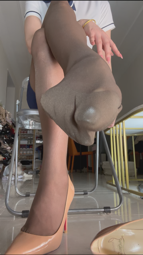 【新-足控】B站UP孙圆圆-2025-05-24 【1V】【523MB百度云】