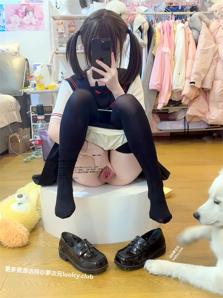 小粉馒头(呆呆) – [补新更] [福利订阅] 1.26小时 Cos大奶白虎萝莉 极品福利姬  [380PnV-3.24G] 持续更新中 百度云