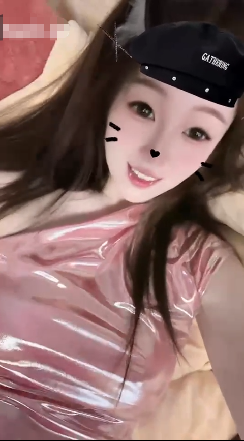 Mc千禧 露脸揉奶 道具自慰