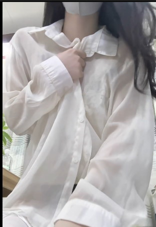 符文福利姬-冰葡萄- 白丝男友衬衫（1V,90M）