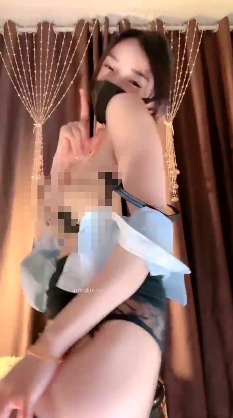 林夕 反差婊御姐 黑丝职业装艳舞啪啪大秀